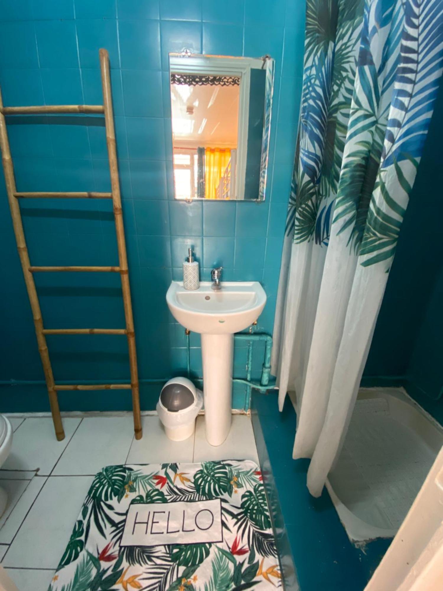 Auberge K-Wan Hostel - Proche Plages Deshaies Ngoại thất bức ảnh